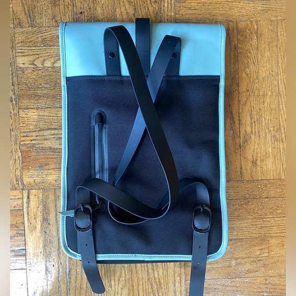 Rains Backpack Mini - Picture 2 of 6